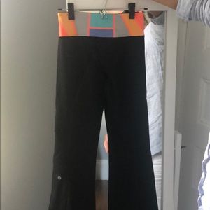 Lululemon groove pant with colored band size 4